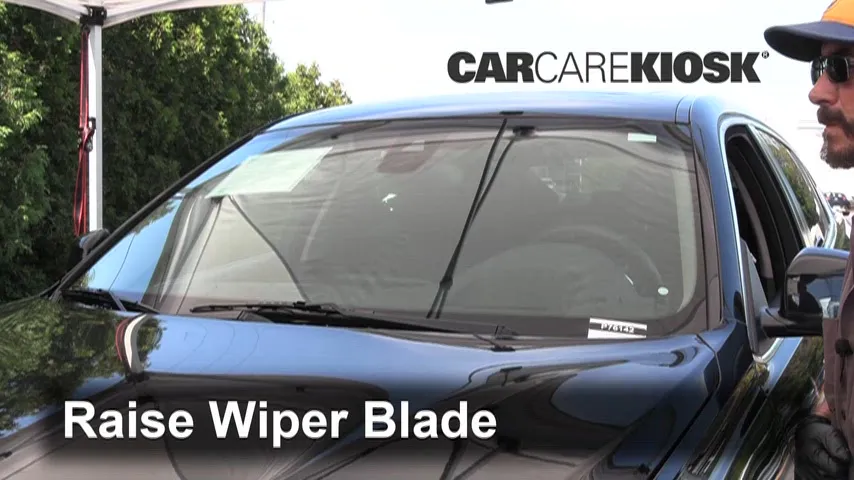 2015 BMW X6 xDrive35i 3.0L 6 Cyl. Turbo Windshield Wiper Blade (Front)